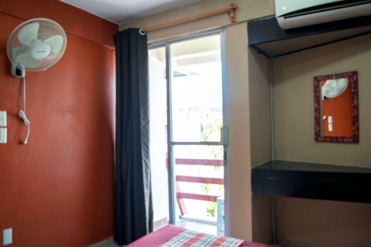 Isabel Suites Zihuatanejo Eksteriør bilde